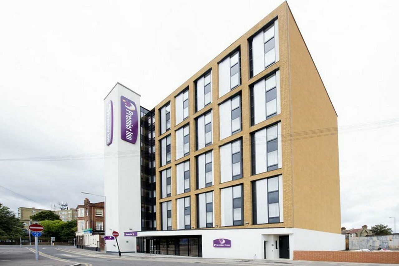Premier Inn London Tottenham Hale エクステリア 写真